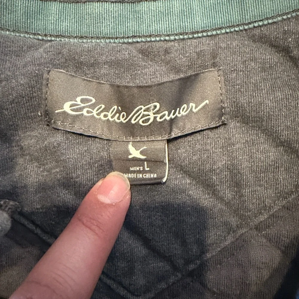 Eddie Bauer Quilted Gray Pullover